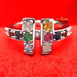 แหวนนพเก้าแท้ แหวนเงินแท้ ชุบทองคำขาว พลอยนพเก้าแท้ (พลอยแท้ครบตามตำรา) YTG-1154 YTGEMS