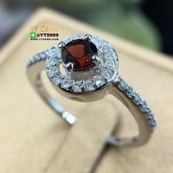 แหวนโกเมน แหวนเงินแท้92.5% ชุบทองคำขาว ประดับพลอยโกเมนแท้ ตกแต่งเพชรSwiss YTG-8503 YTGEMS