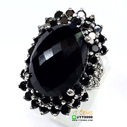 แหวนนิล แหวนเงินแท้ 92.5% รมดำ ประดับ พลอยนิลแท้ ตกแต่ง แมกกาไซต์ YTG-10086 YTGEMS