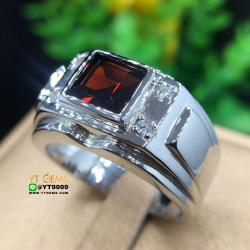 แหวนโกเมน แหวนเงินแท้ 92.5% ชุบทองคำขาว ประดับพลอยโกเมนแท้ ตกแต่งเพชรSwiss YTG-8575 YTGEMS