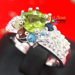 แหวนนพเก้าแท้ ช่อดอกไม้ แหวนเงินแท้ ชุบทองคำขาว พลอยนพเก้าแท้ (พลอยแท้ครบตามตำรา) YTG-2684 YTGEMS