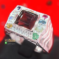 แหวนนพเก้าแท้ แหวนเงินแท้ 92.5% ชุบทองคำขาว ประดับ พลอยนพเก้าแท้ (พลอยแท้ครบตามตำรา) หน้าแหวน 1.13 ซม. YTG-10486 YTGEMS