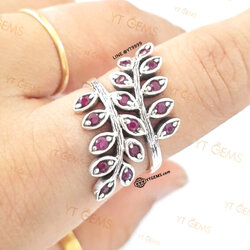 แหวนทับทิม ใบมะกอก แหวนเงินแท้ รมดำ พลอยทับทิมชาตั้ม YTG-11514 YTGEMS