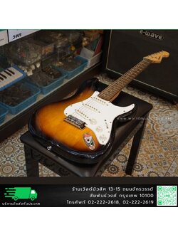 Squier Bullet Stratocaster กีตาร์ไฟฟ้า