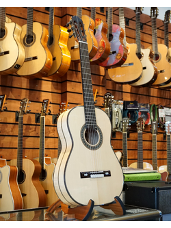 Gotar Gotama Torres1864 Classical กีต้าร์คลาสสิค