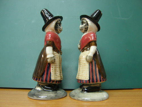 ตุ๊กตาเซอรามิคขวดเกลือ-พริกไทย