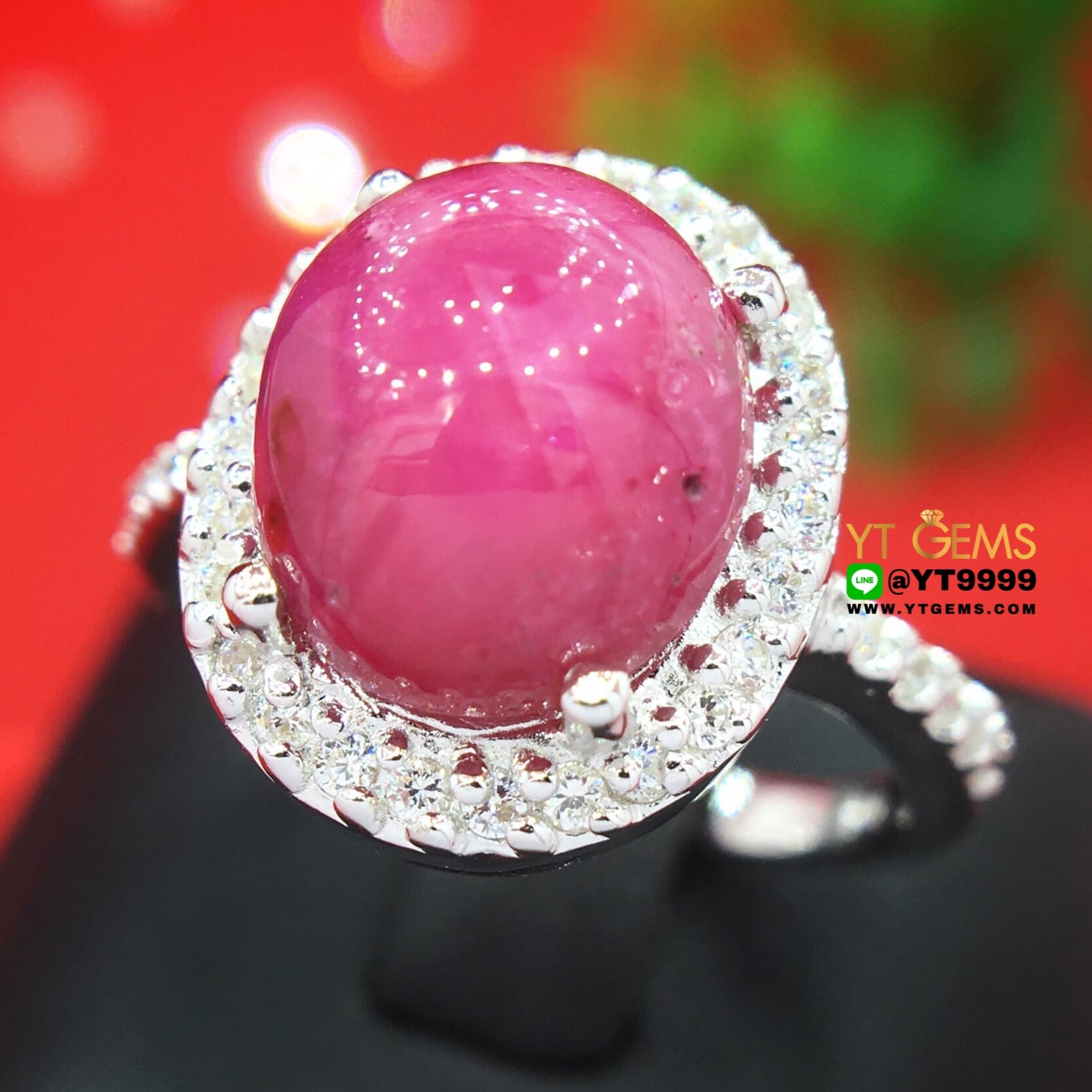 แหวนทับทิมกินบ่เซี่ยง ทับทิมสตาร์ ล้อมเพชรSwiss แหวนเงินแท้ 92.5% ชุบทองคำขาว พลอยทับทิมกินบ่เซี่ยงแท้ (เหลือบสตาร์เล็กน้อย) หน้าแหวน 1.5 ซม. YTG-7687 YTGEMS