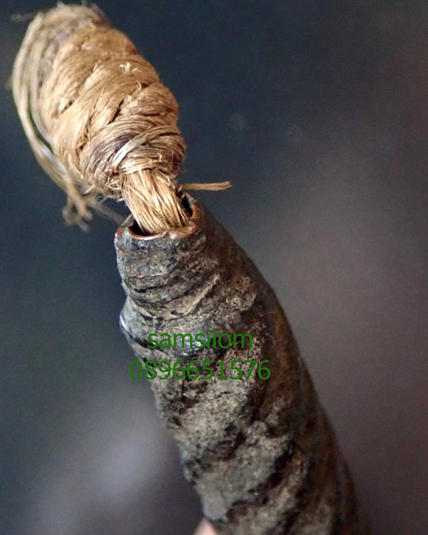 หลวงปู่กลิ่น วัดสะพานสูง ตะกรุดโสฬสมหามงคล ก้นแมงสาป ชุบรัก เชือกเดิม เนื้อทองแดง ยาว4นิ้ว แท้ตาเปล่า