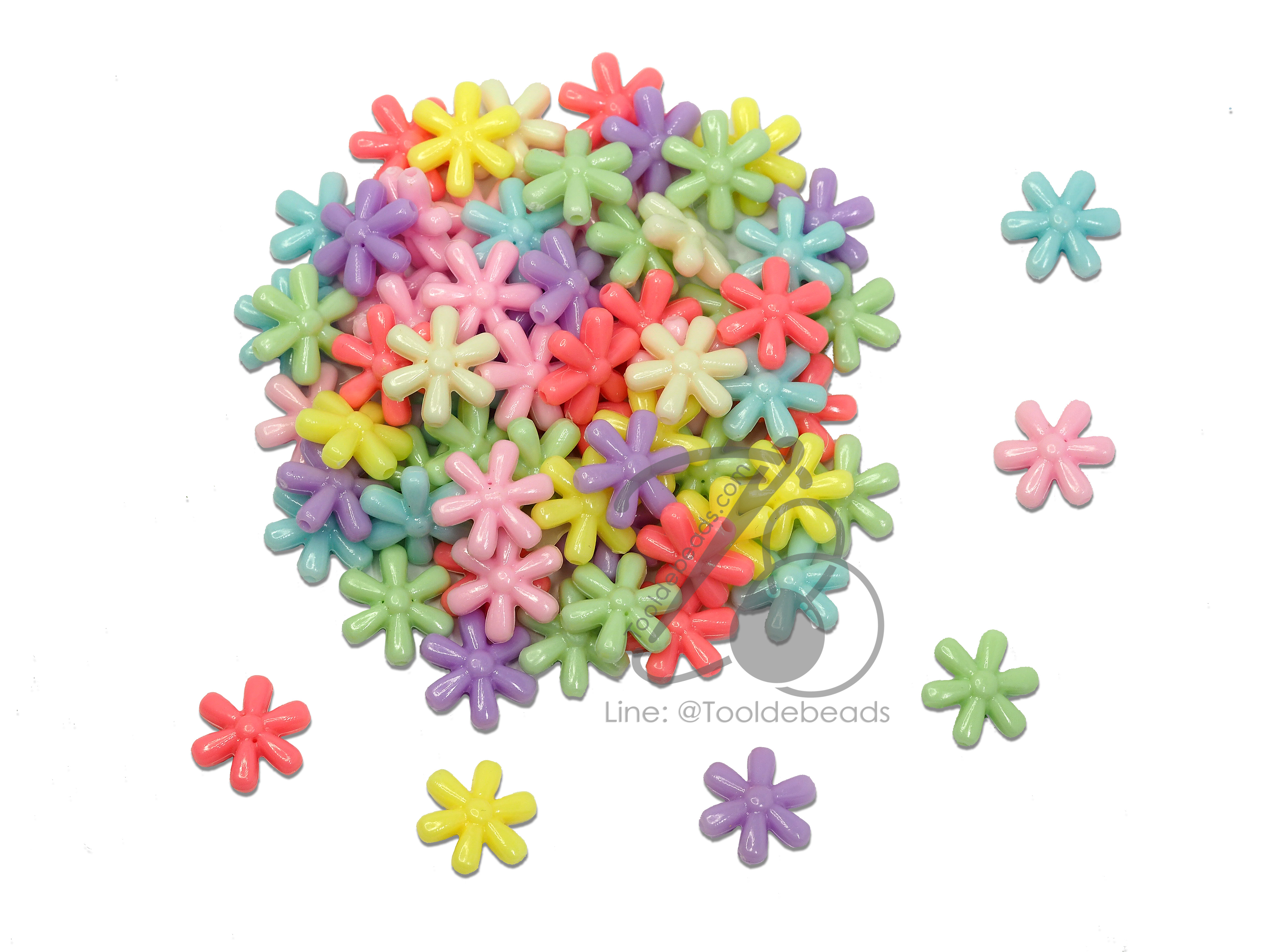 ลูกปัดอะคริลิค 15มม. ลายดอกไม้หกแฉก สีหวาน (100 กรัม) SKU-07537