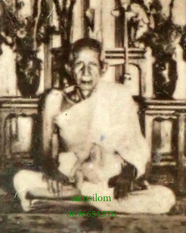 หลวงพ่อรุ่ง วัดท่ากระบือ รูปถ่ายซีเปีย กรอบกระจก หลังจารดินสอ ปรอท 1.5นิ้ว แท้ดูง่าย