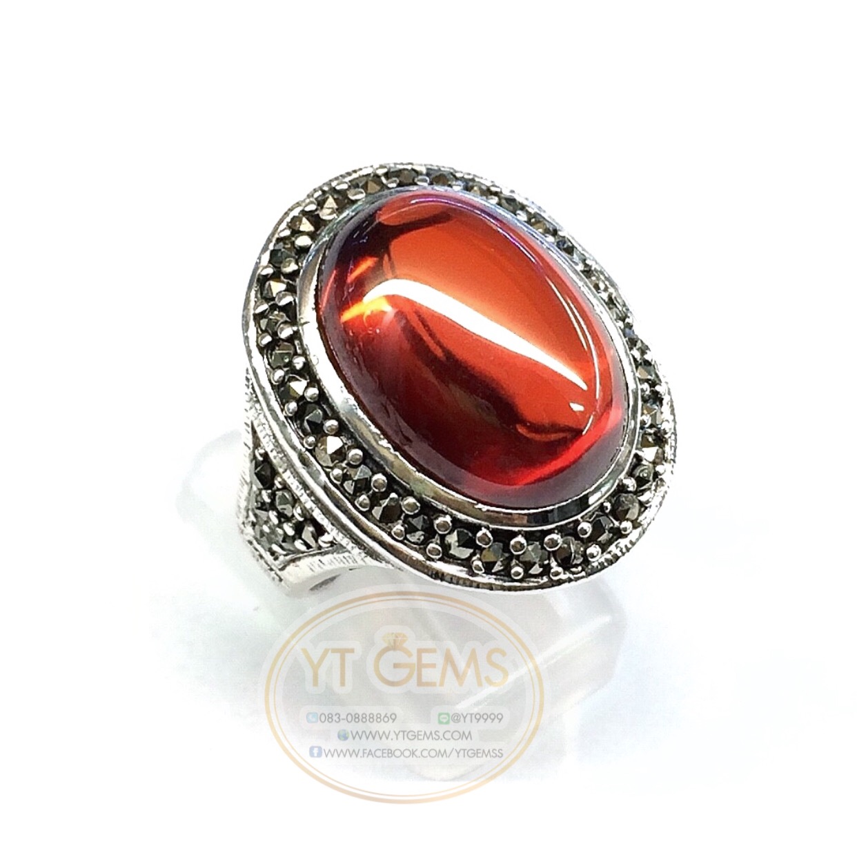 แหวนเงินแท้92.5% รมดำ พลอยโกเมน(cz) ตกแต่งแมกกาไซต์ YTG-5654 YTGEMS