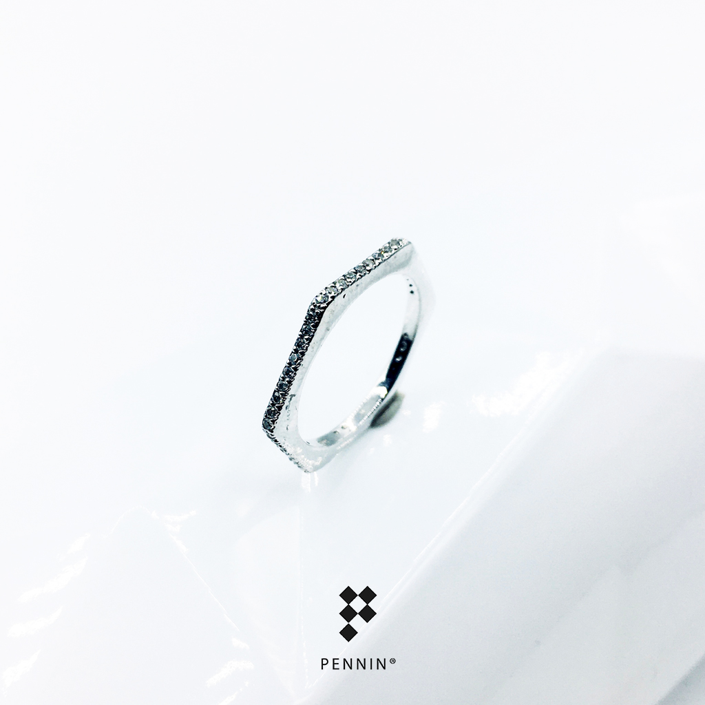 แหวนเพชรสวิส CZ รอบวง ดีไซน์หกเหลี่ยม Hexagon Eternity Diamond Ring น่ารัก สวย เก๋ เสริมโชคลาภ