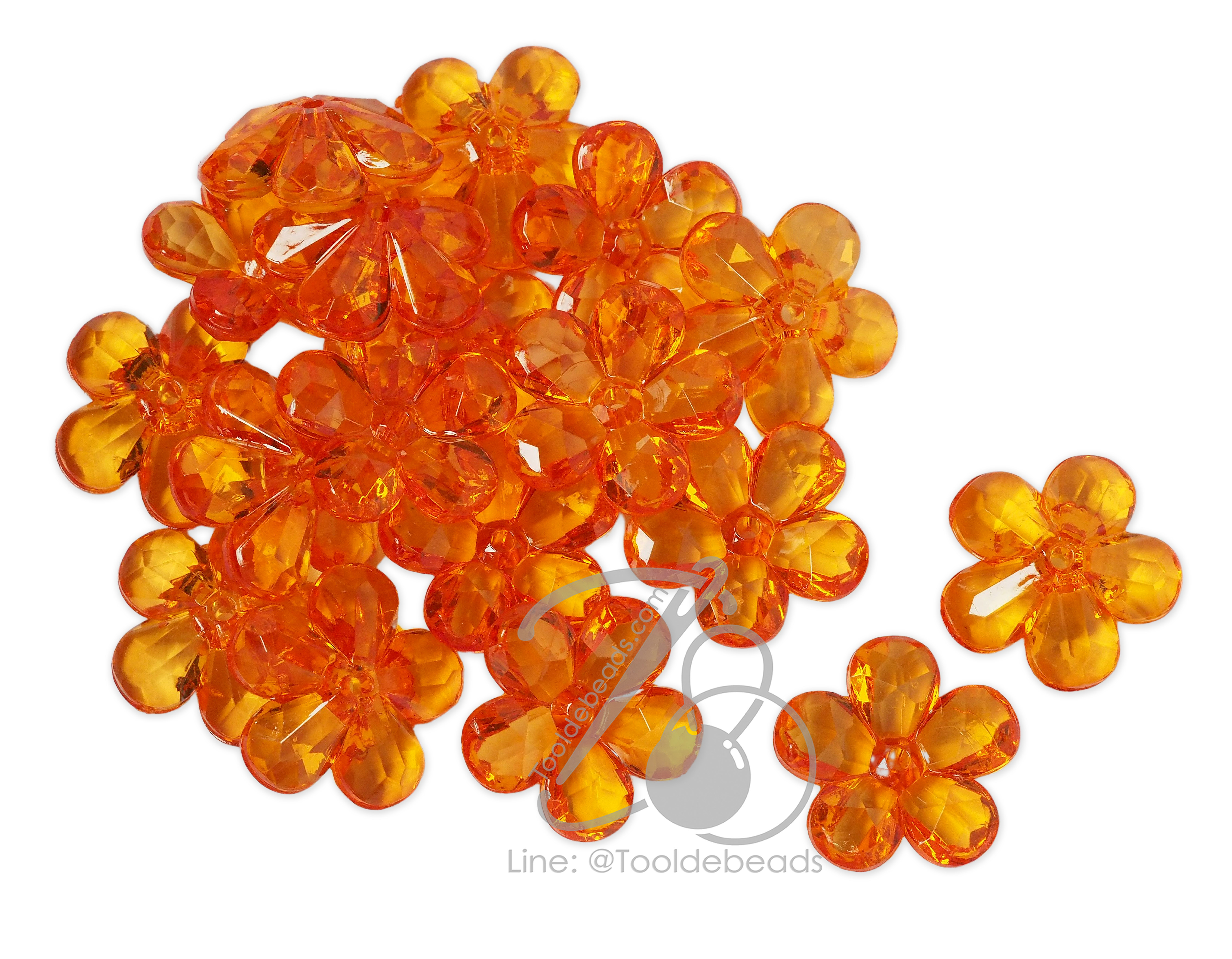 ลูกปัดอะคริลิค 27มม. ลายดอกจำปา รูกลาง สีใส (500 กรัม) SKU-17829