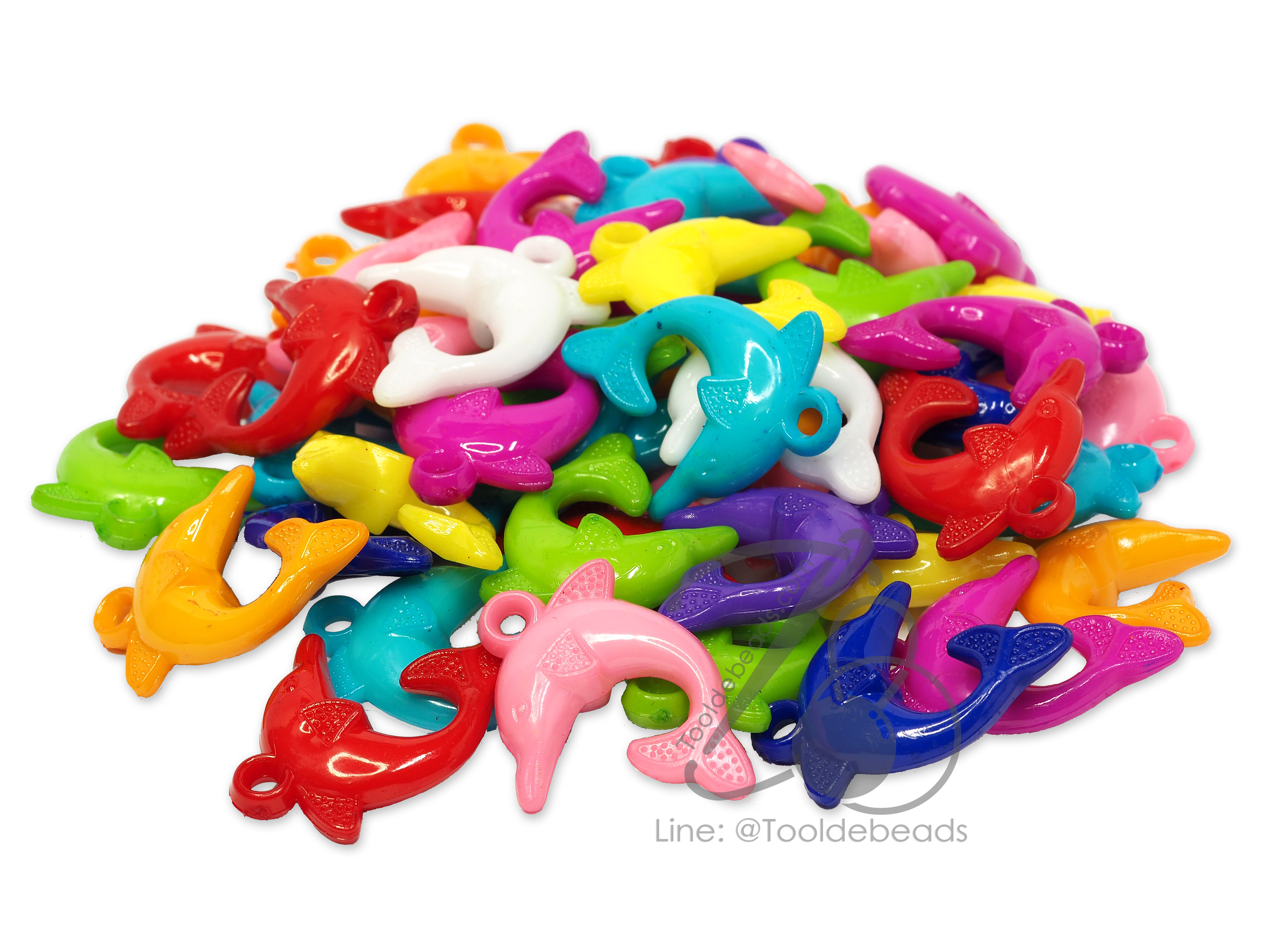 จี้อะคริลิค 25มม. ลายปลาโลมา สีสด (500 กรัม) SKU-05250