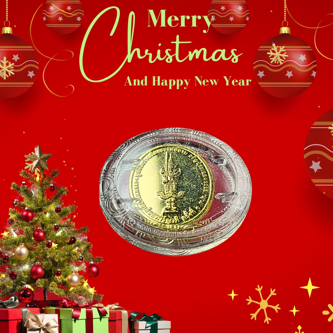 เหรียญหน่าไฉ่ฮั้วโจวซือที่ระลึกงานมหากุศลเก็บศพไร้ญาติมูลนิธิสว่างเที่ยงธรรมสถานอรัญประเทศปีพ.ศ.2558เนื้อกะไหล่ทองขัดเงา