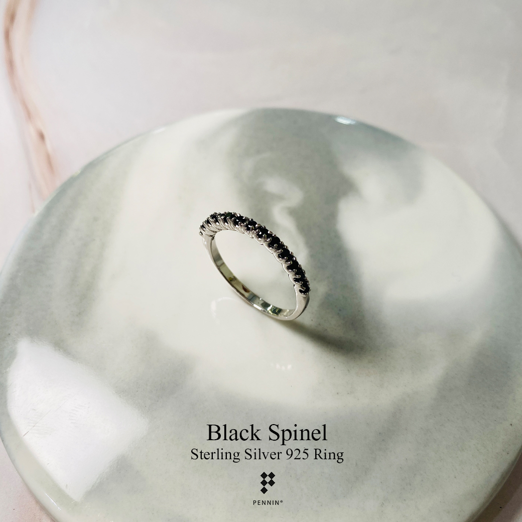 แหวนแถวนิลแท้ Single Row Ring เงินแท้ชุบทองคำขาว ช่วยปกป้องคุ้มครอง นำโชคลาภ ใส่ได้ทุกโอกาส
