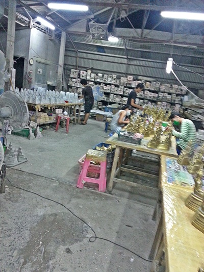 ฝ่ายผลิตตุ๊กตาเรซิ่น