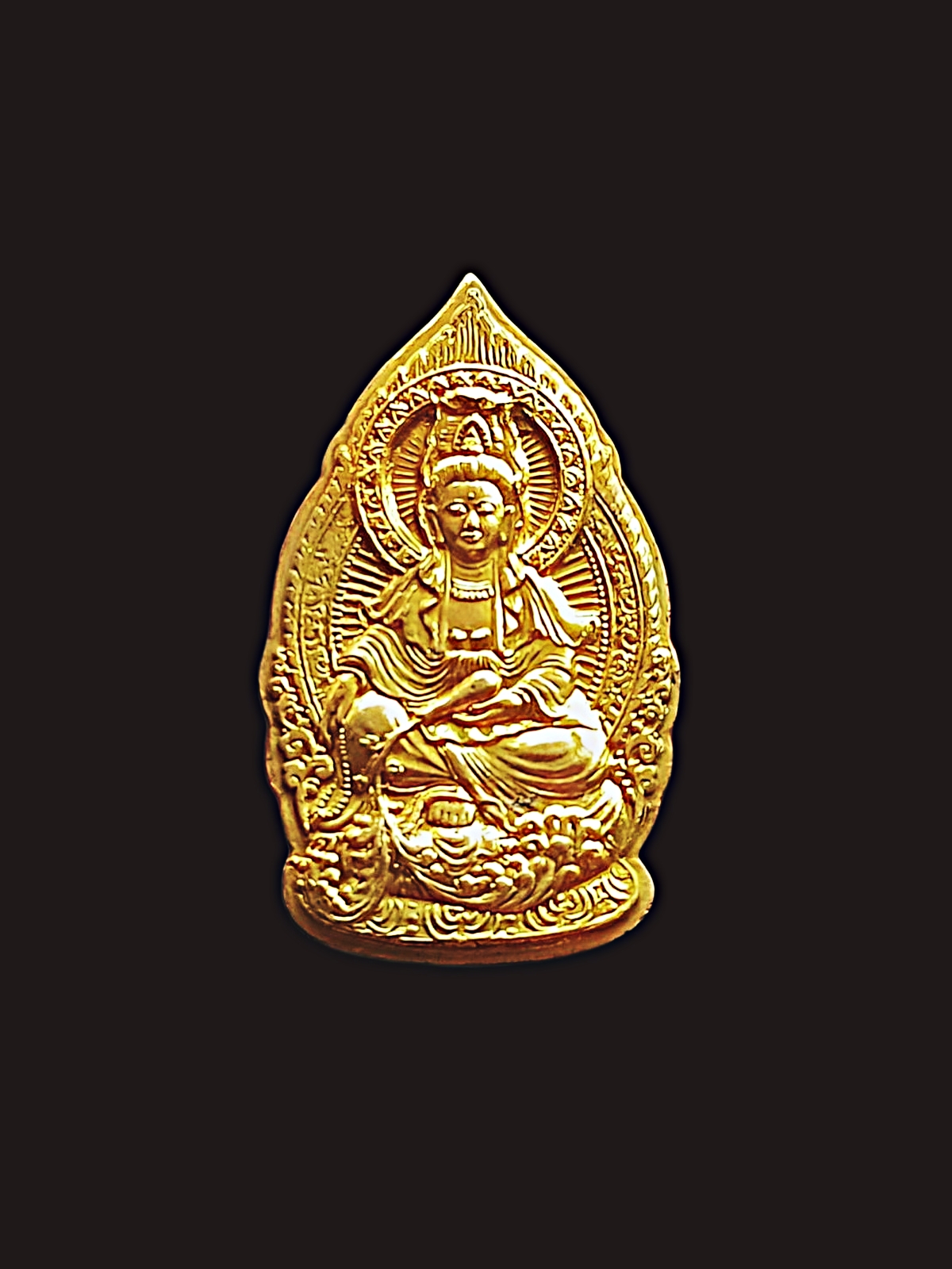 เหรียญพระโพธิสัตว์เจ้าแม่กวนอิมรุ่นเทเงินเนื้อกะไหล่ทอง