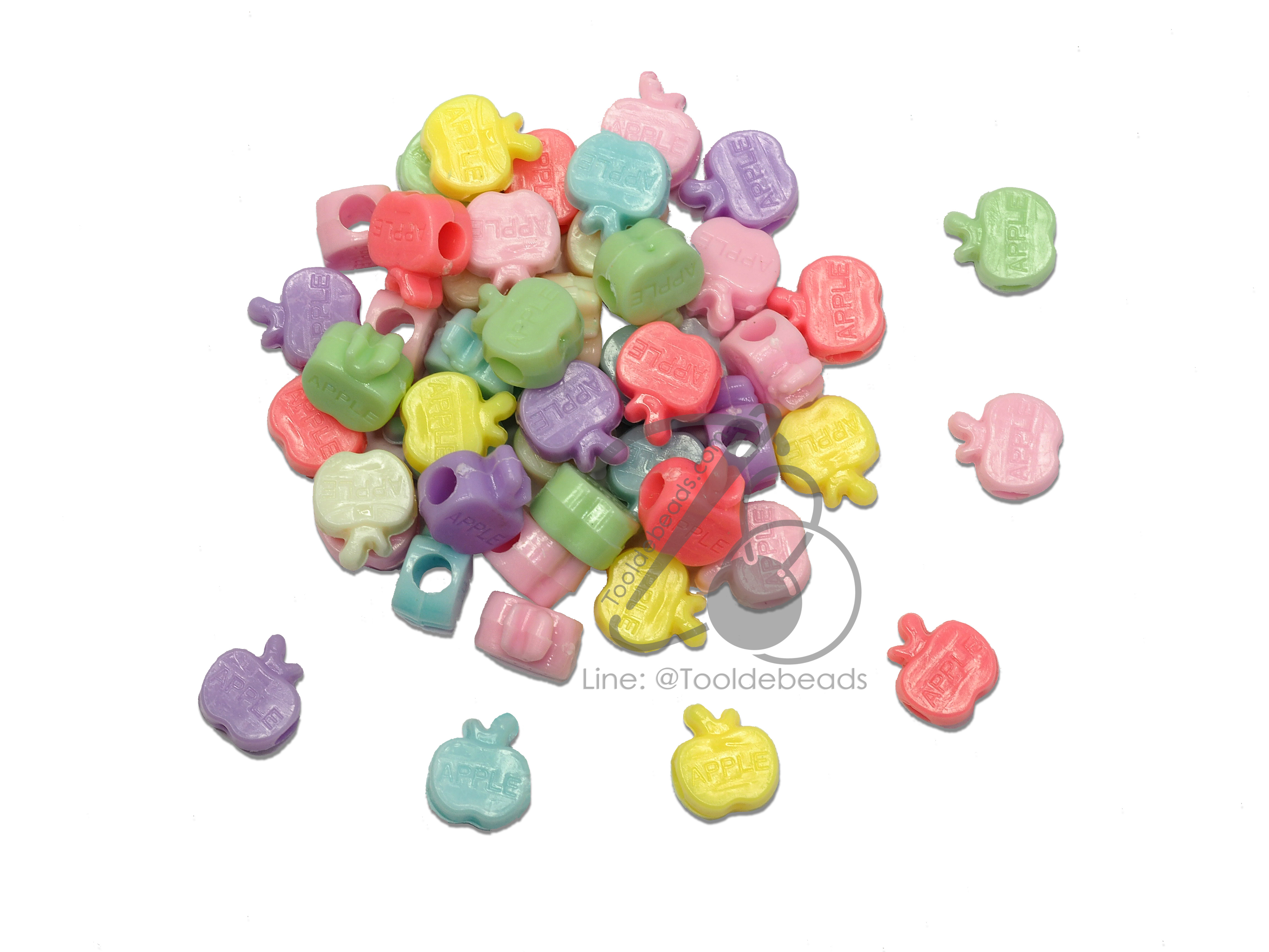 ลูกปัดอะคริลิค 13มม. ลายแอปเปิ้ล สีหวาน (15 กรัม) SKU-07539