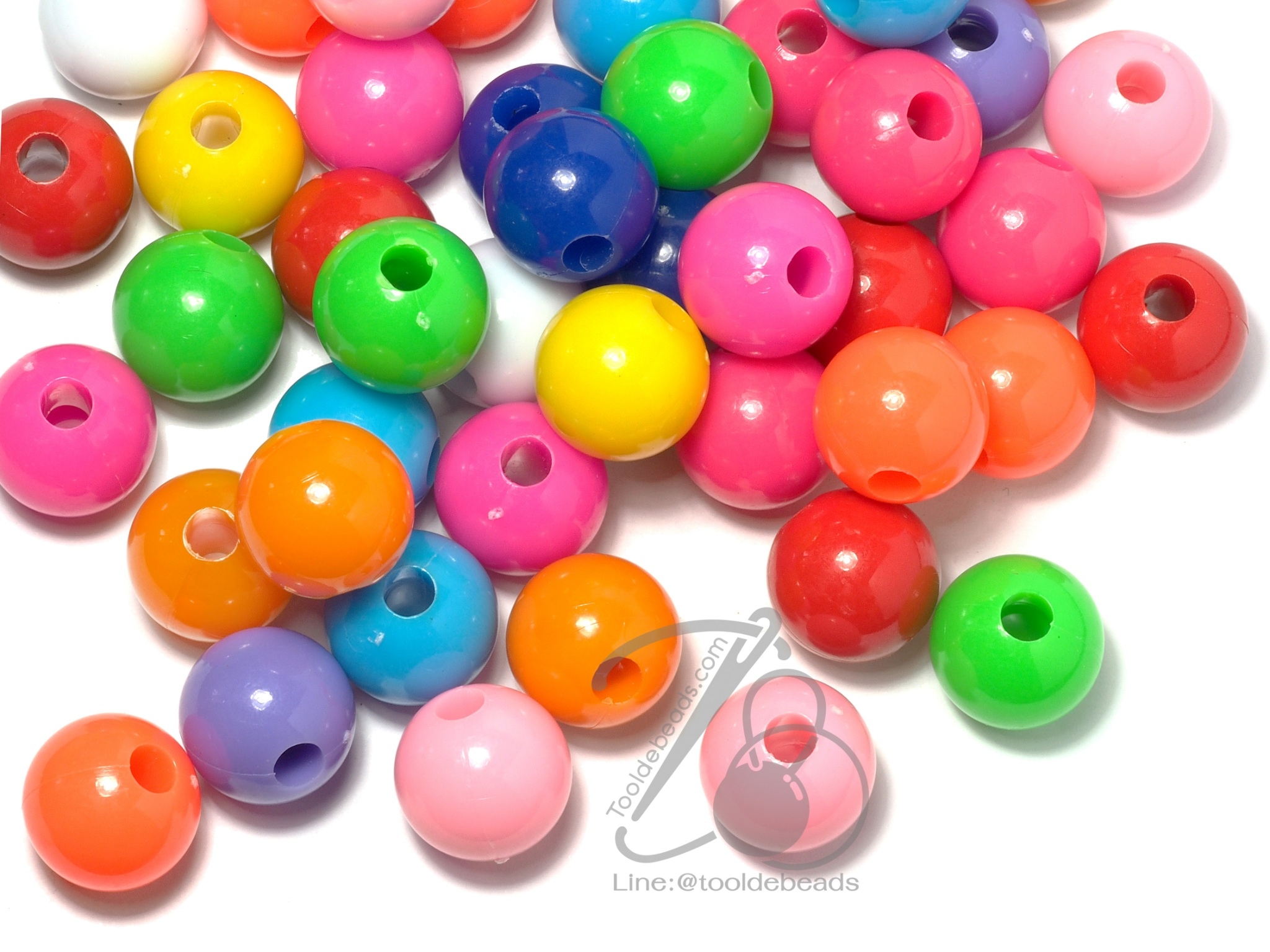 ลูกปัดลูกชิ้น 20มม. สีสด (50 ชิ้น) SKU-09210