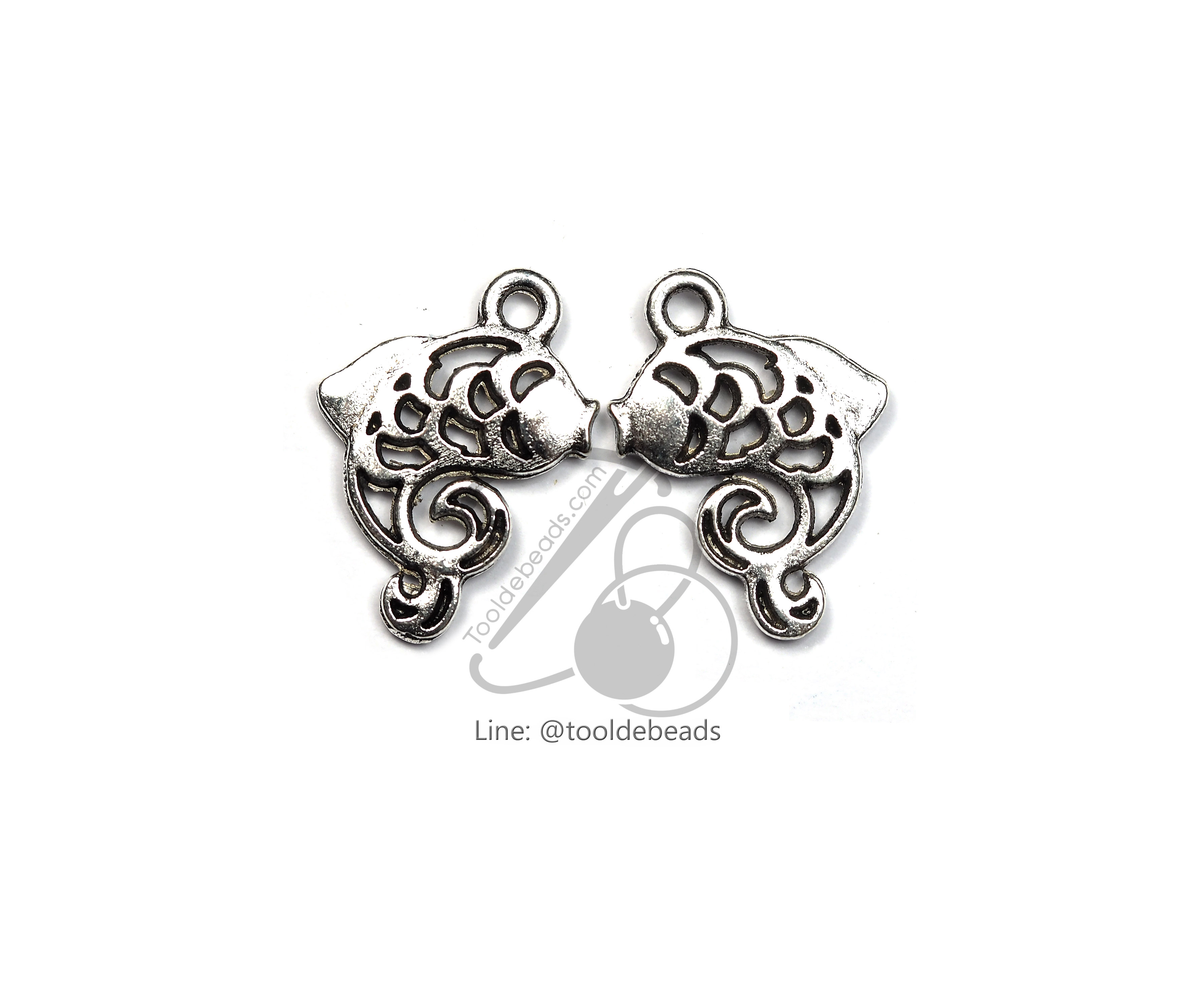 จี้เหล็ก 230 15*21มม. ลายปลา สีเงิน (1 ชิ้น) SKU-00643