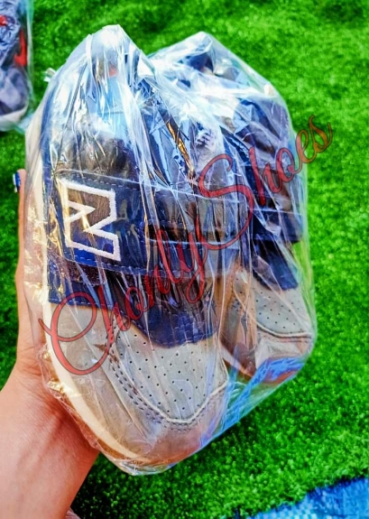 รองเท้าเด็กมือสอง