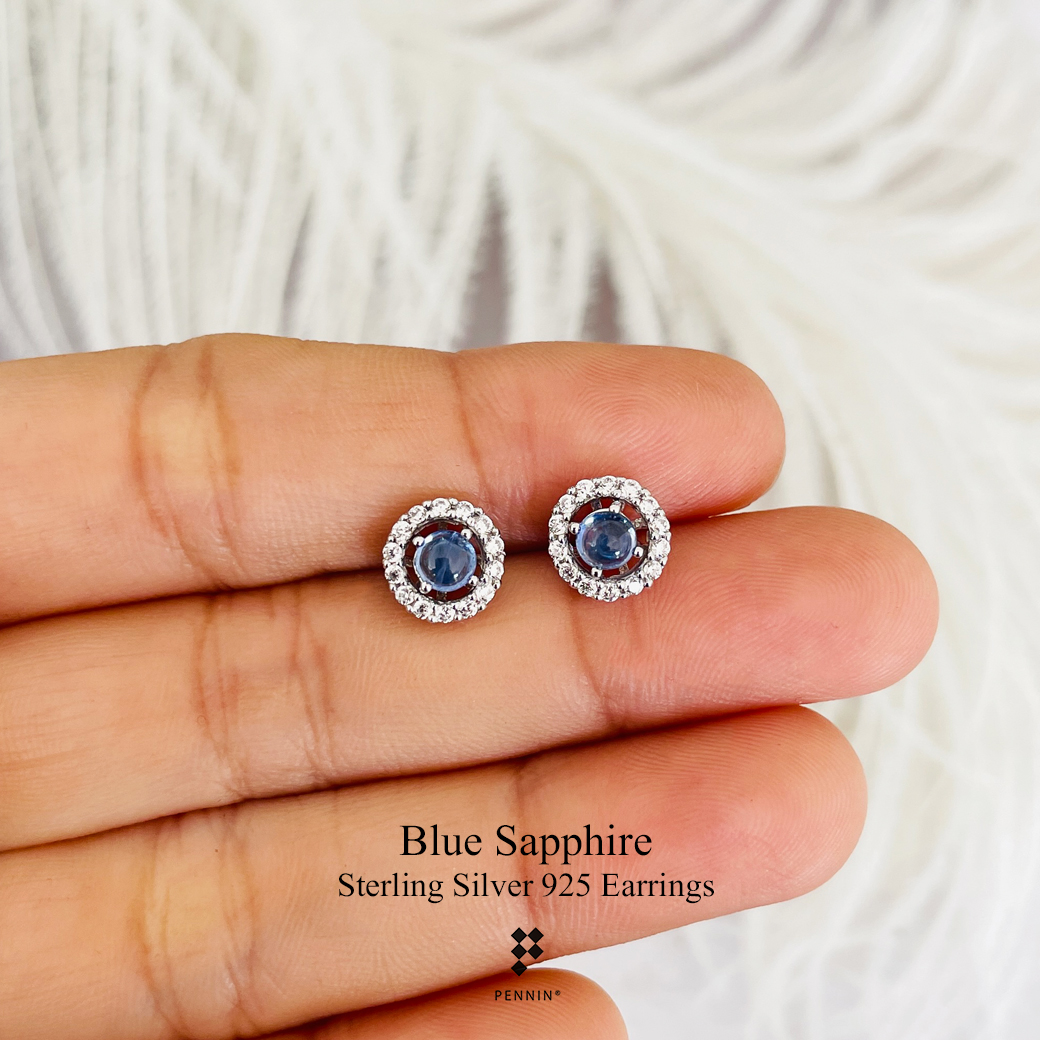 E22820 ต่างหูไพลิน หลังเบี้ย กลม 4mm ล้อมเพชร CZ ถอดได้ แบบเสียบ เงินชุบทองคำขาว