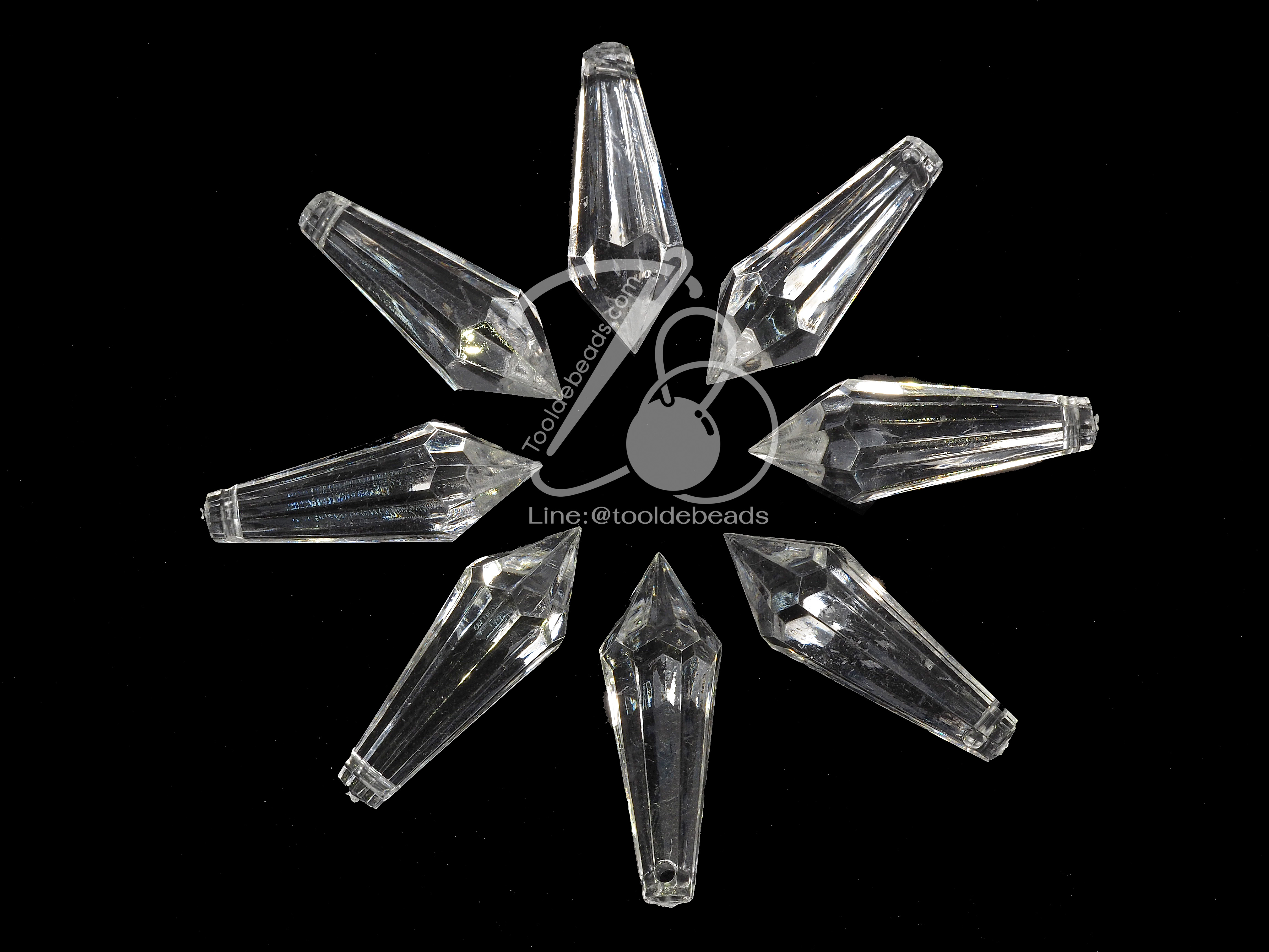 จี้อะคริลิค 16*36มม. หยดน้ำแหลม สีใส (100 กรัม) SKU-03621