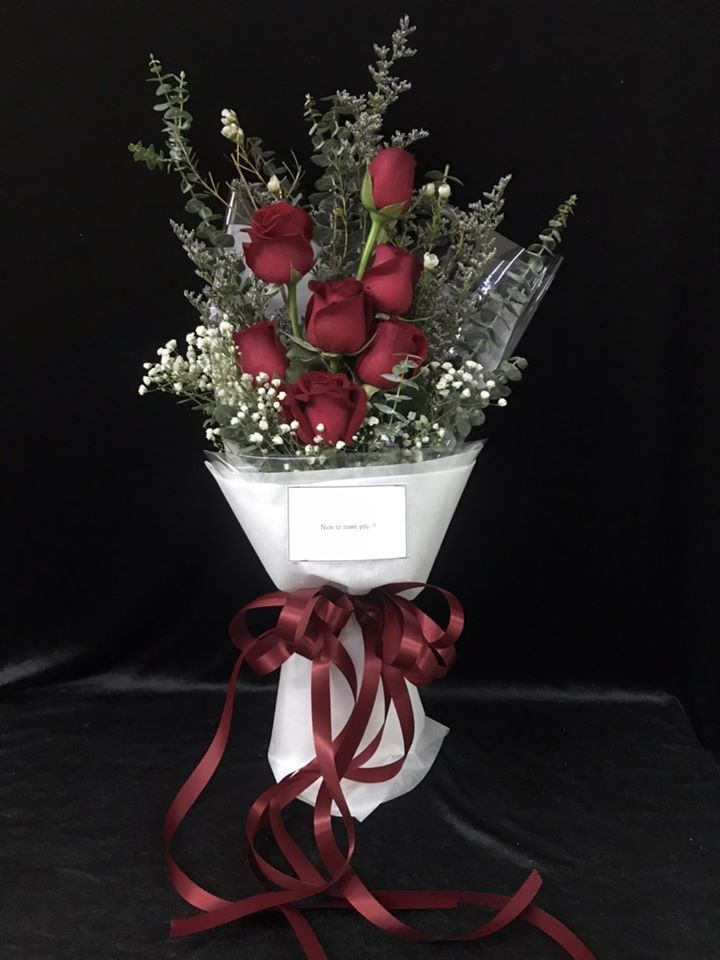7 Roses