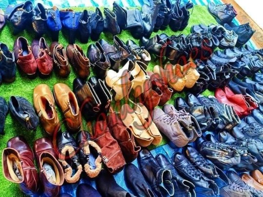 รองเท้ามือสองขายส่ง
