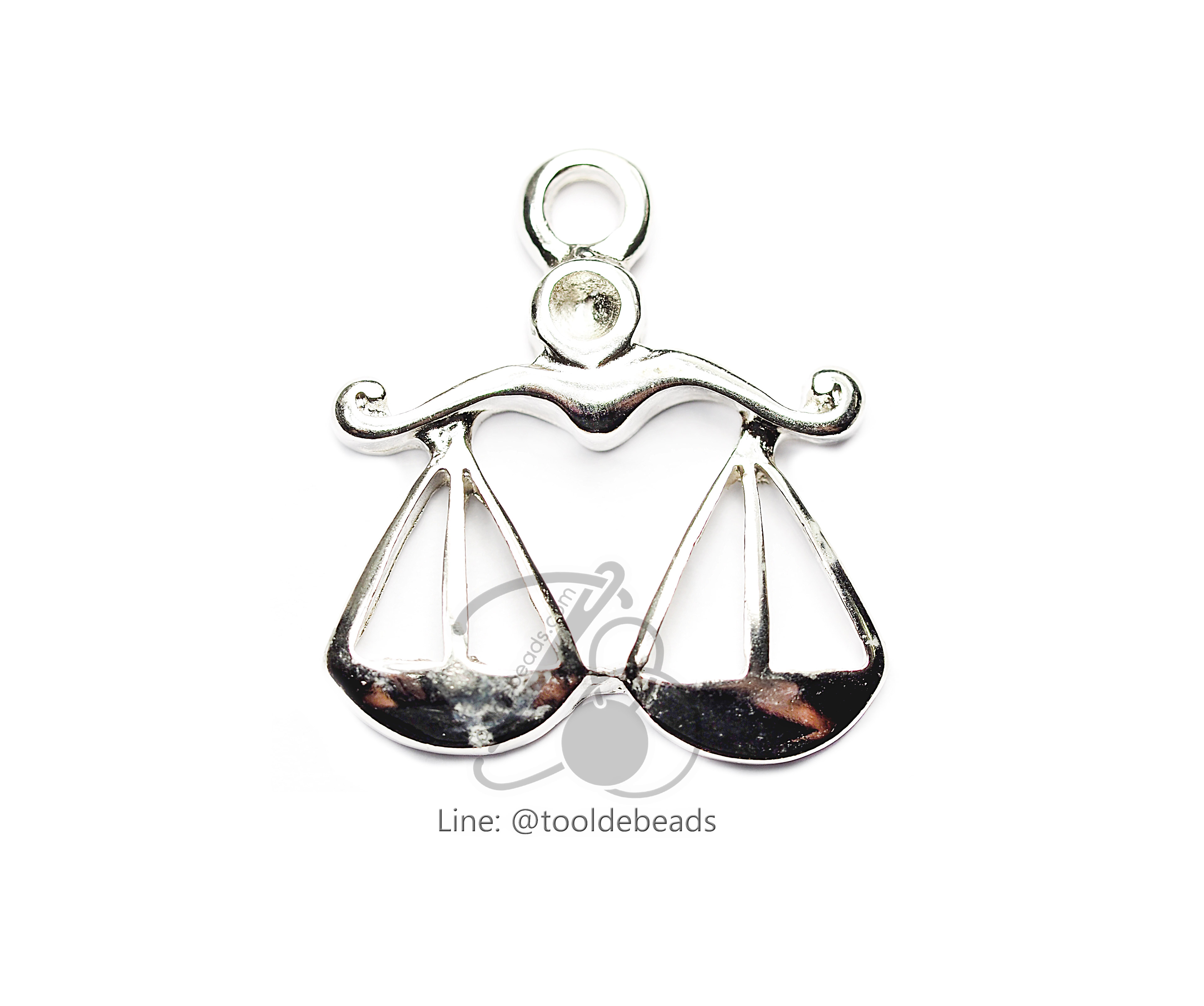 จี้เหล็ก 321 25*28มม. ลายตาชั่ง สีเงิน (1 ชิ้น) SKU-00791