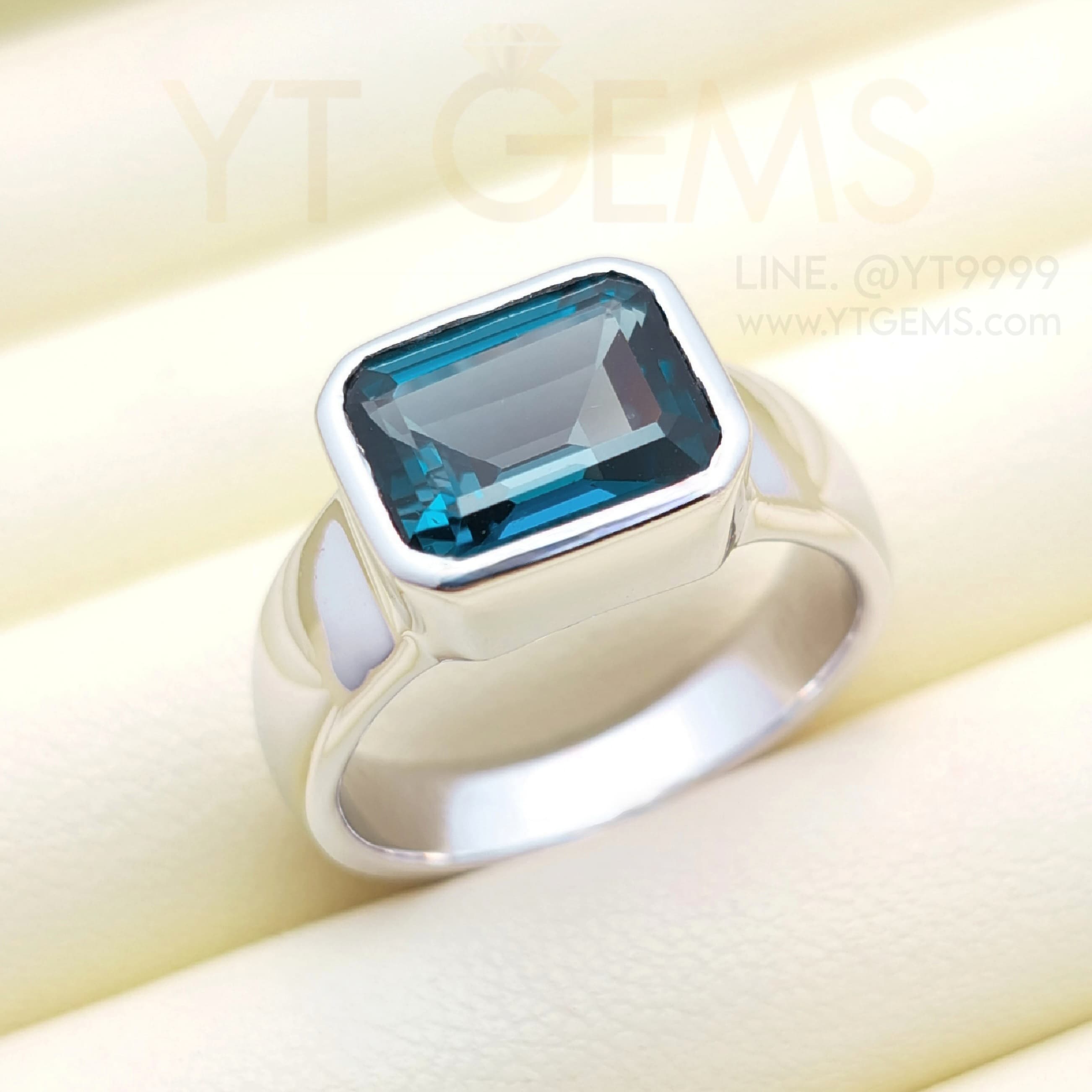 แหวนลอนดอนบลูโทแพซ แหวนเงินแท้ ชุบทองคำขาว พลอยแท้ YTG-11758 YTGEMS