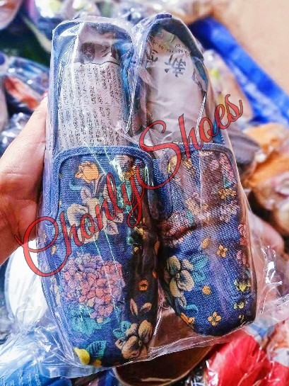 รองเท้ามือสองราคาส่ง