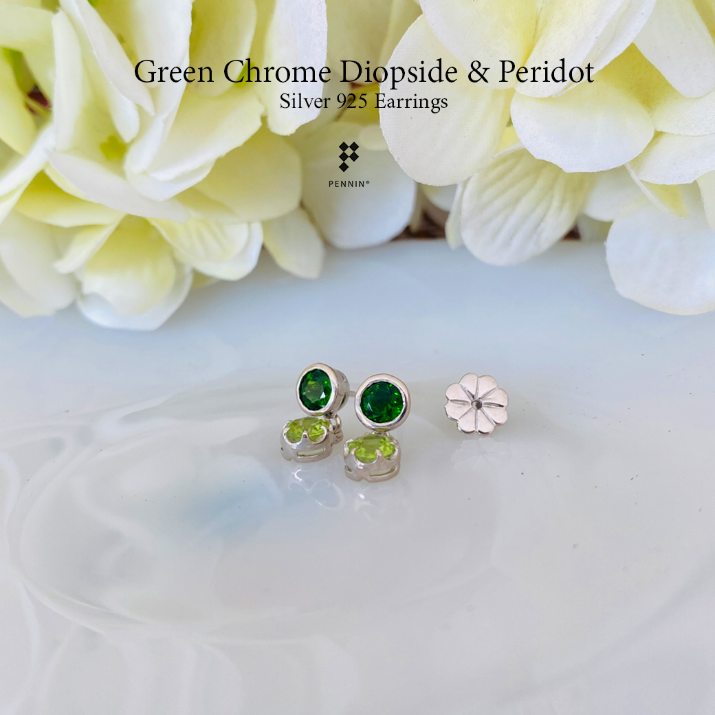 Green Chrome Diopside & Peridot Earrings ต่างหูกรีน โครมไดออปไซด์ และ พลอยเพอริดอท ห้อยตุ้งติ้งใส่สวยได้ทุกโอกาส