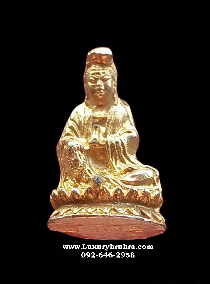 ลอยองค์พระโพธิสัตว์เจ้าแม่กวนอิมเนื้อกะไหล่ทอง