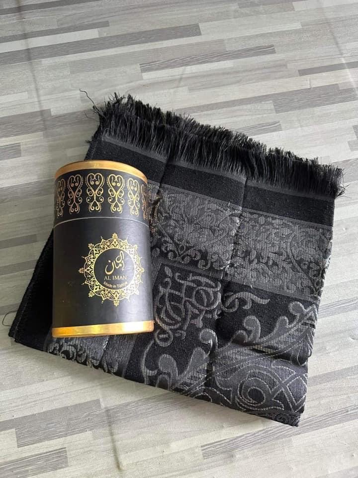 พรมละหมาดตุรกี ผ้าปูละหมาดพกพา พร้อมกล่องของขวัญสวยงาม นำเข้าจากประเทศตุรกี ขนาด 70x110cm