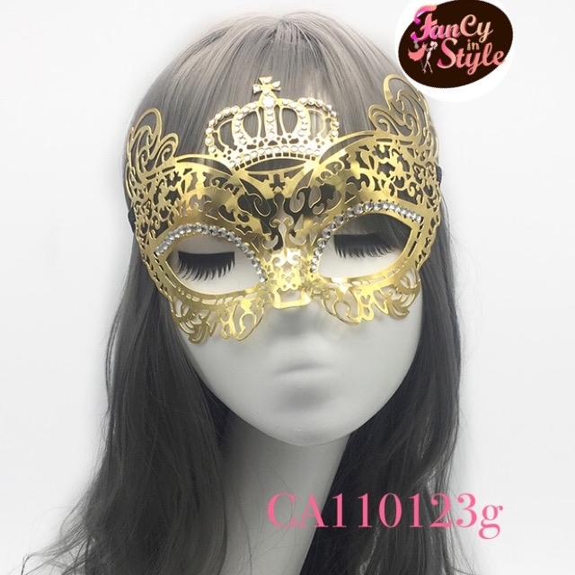 Fancy Mask/หน้ากากโลหะสีทองลายฉลุประดับเพชรเทียม