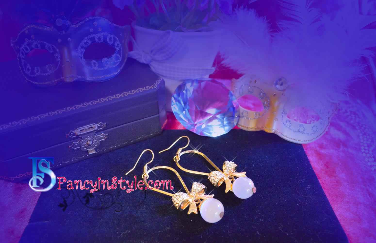 Earings/ต่างหูแต่งคริสตัลเพชรรูปโบว์และคริสตัลทรงกลมใส