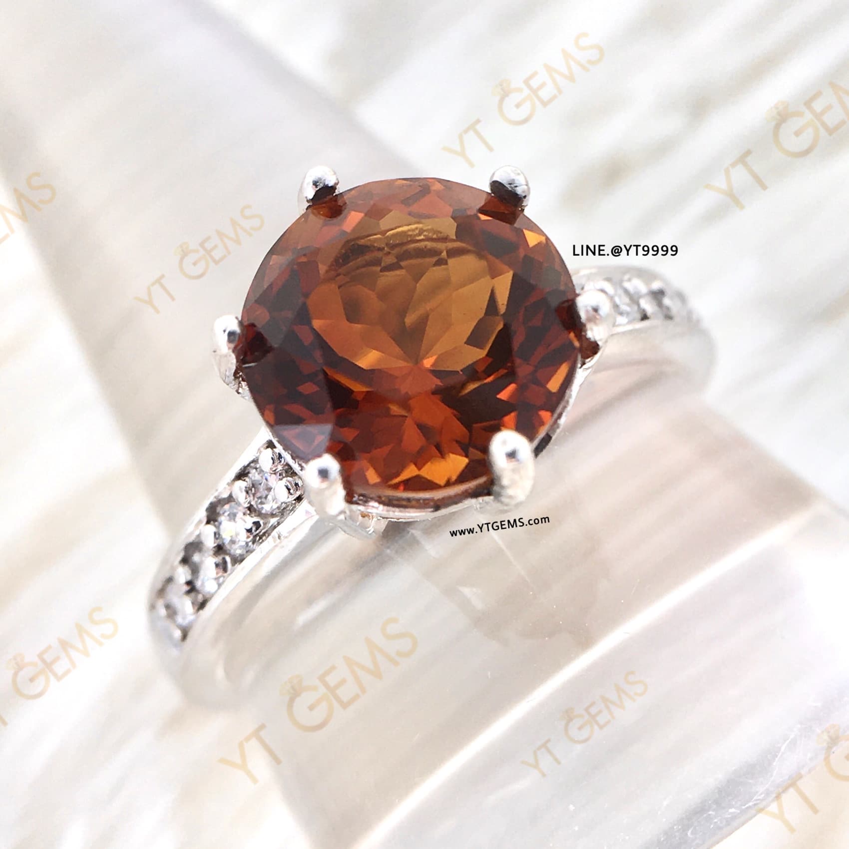 แหวนซิทรินสีส้ม ข้างเพชร แหวนเงินแท้ ชุบทองคำขาว พลอยซิทรินแท้ YTG-11556 YTGEMS
