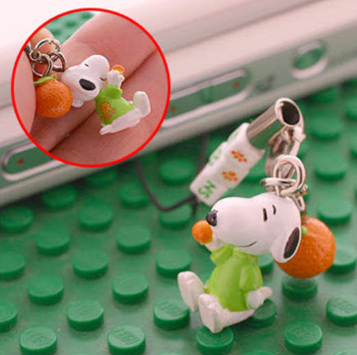 ที่ห้อยมือถือ Snoopy ชุดชาวไร่เก็บส้ม