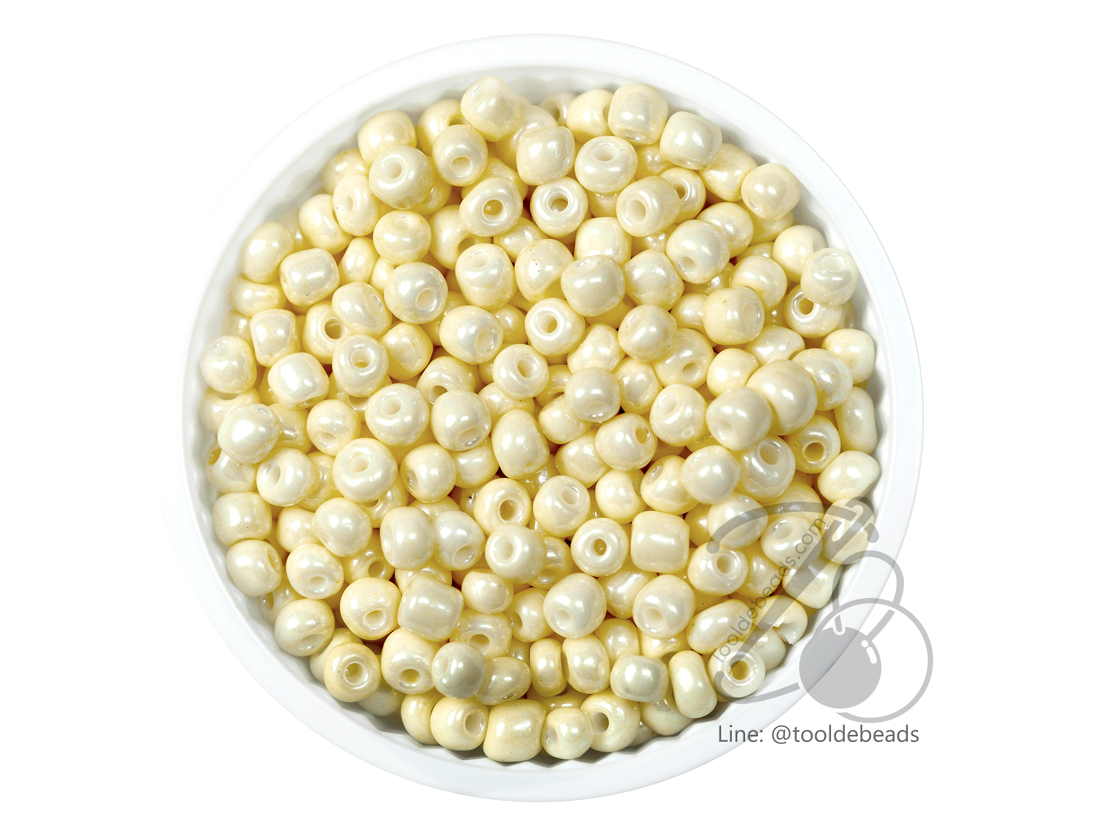 ลูกปัดเม็ดทราย 6/0 โทนมุกด้าน สีครีม (450 กรัม) SKU-03865