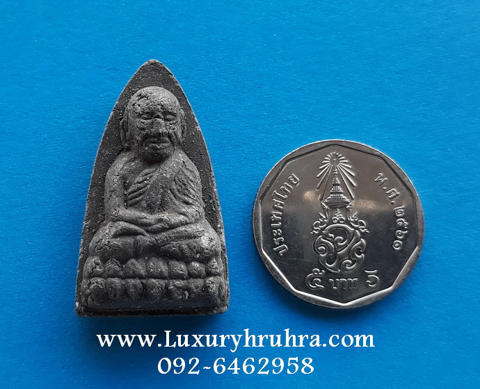 พระหลวงปู่ทวดเนื้อว่านหลวงปู่หมุนปลุกเสกปี2543ออกวัดศรัทธาธรรมจ.สมุทรสงคราม