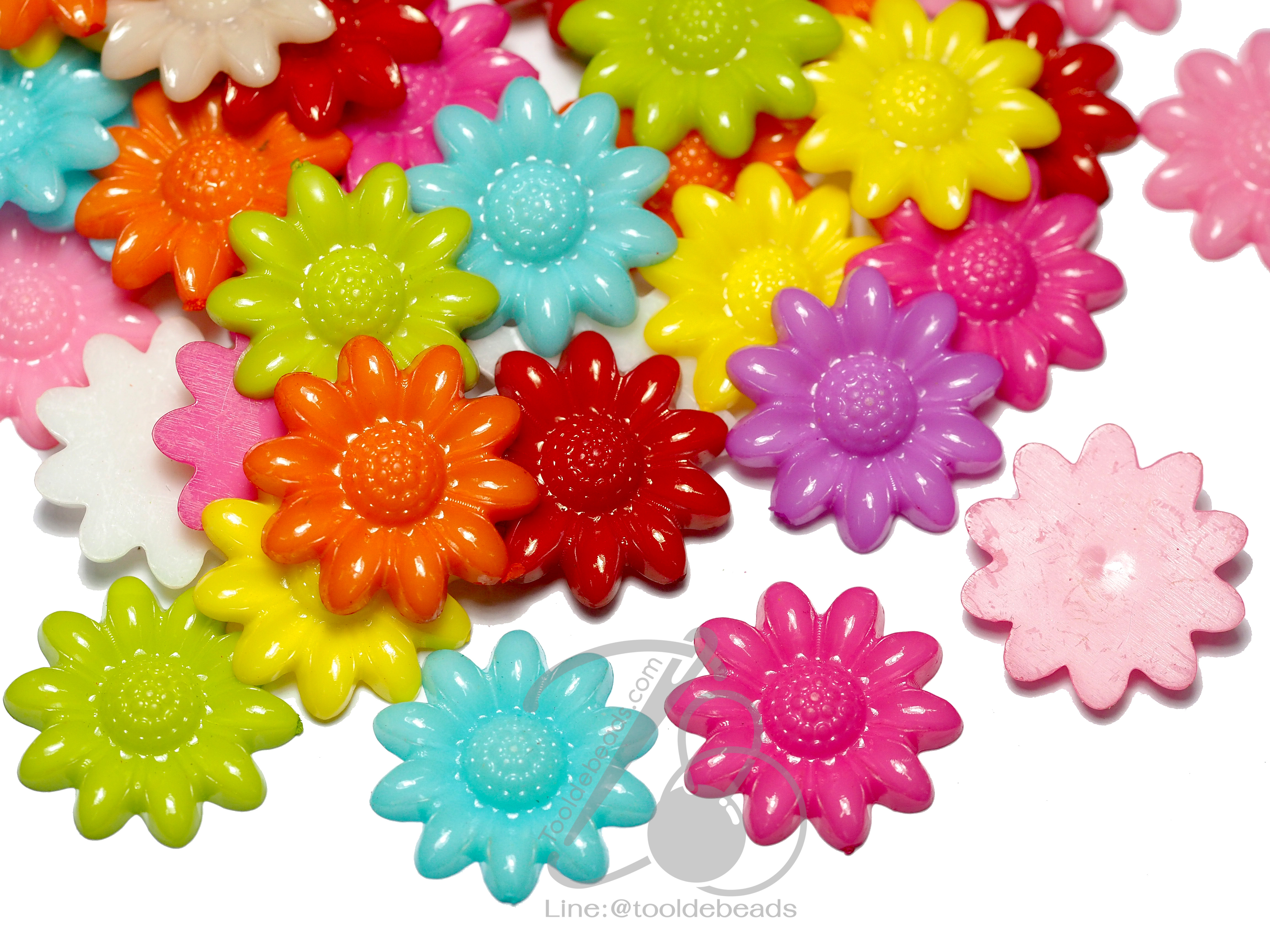 กระดุม 15มม. ลายดอกไม้ (9 เม็ด) SKU-04162