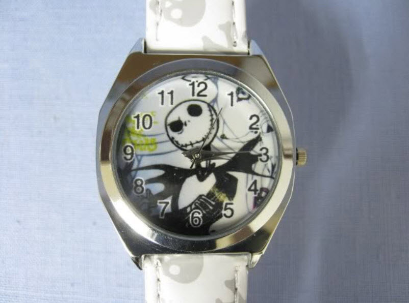 นาฬิกาข้อมือไนท์แมร์