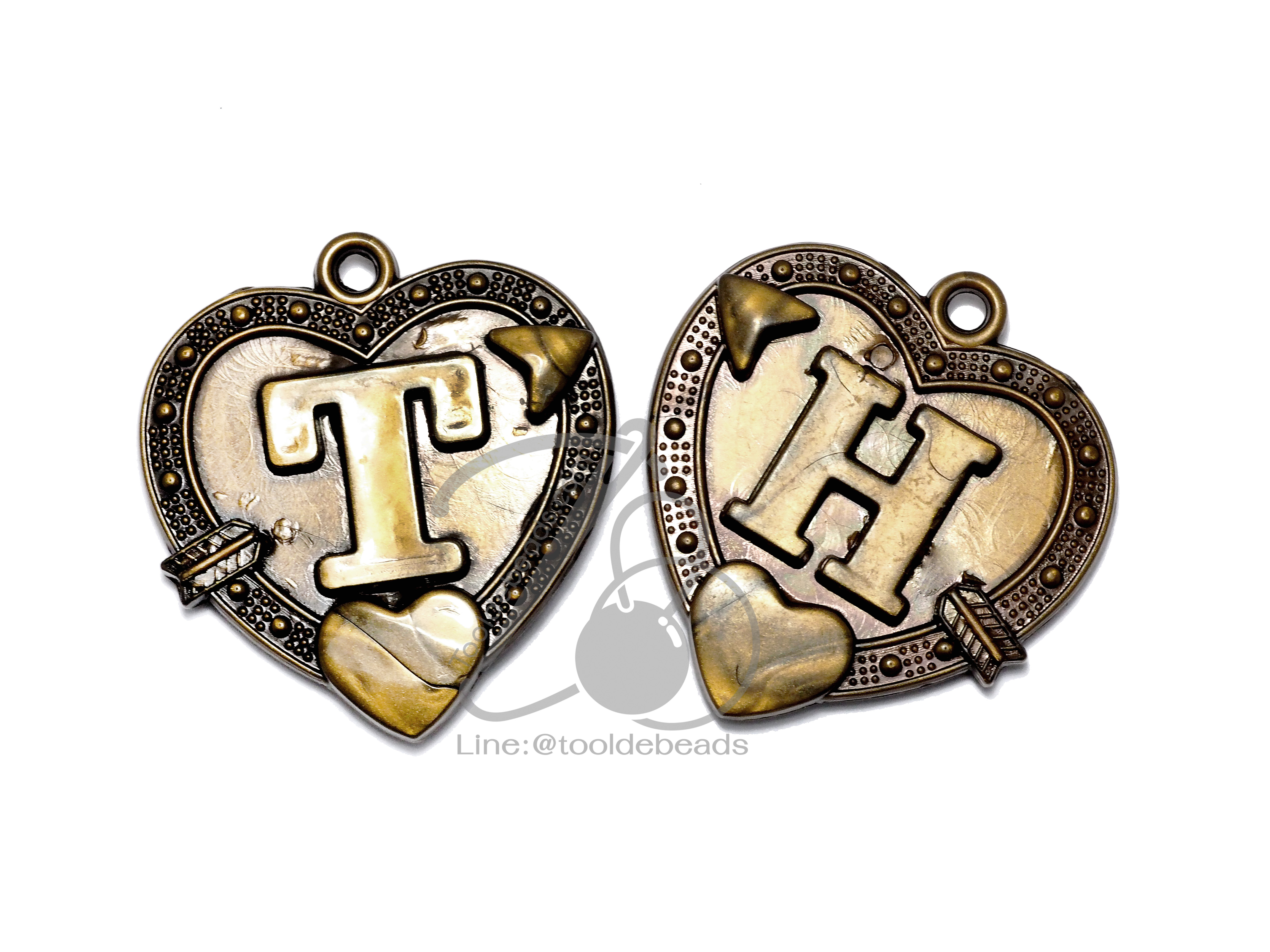 จี้อะคริลิค 40มม. ลายหัวใจตัวอักษร สีสนิม (15 กรัม) SKU-05851