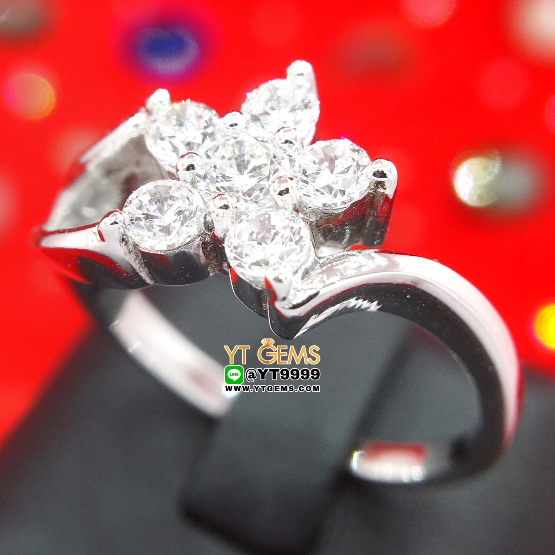 แหวนเพชร ช่อดอกไม้ แหวนเงินแท้ ชุบทองคำขาว เพชร Swiss YTG-10440 YTGEMS