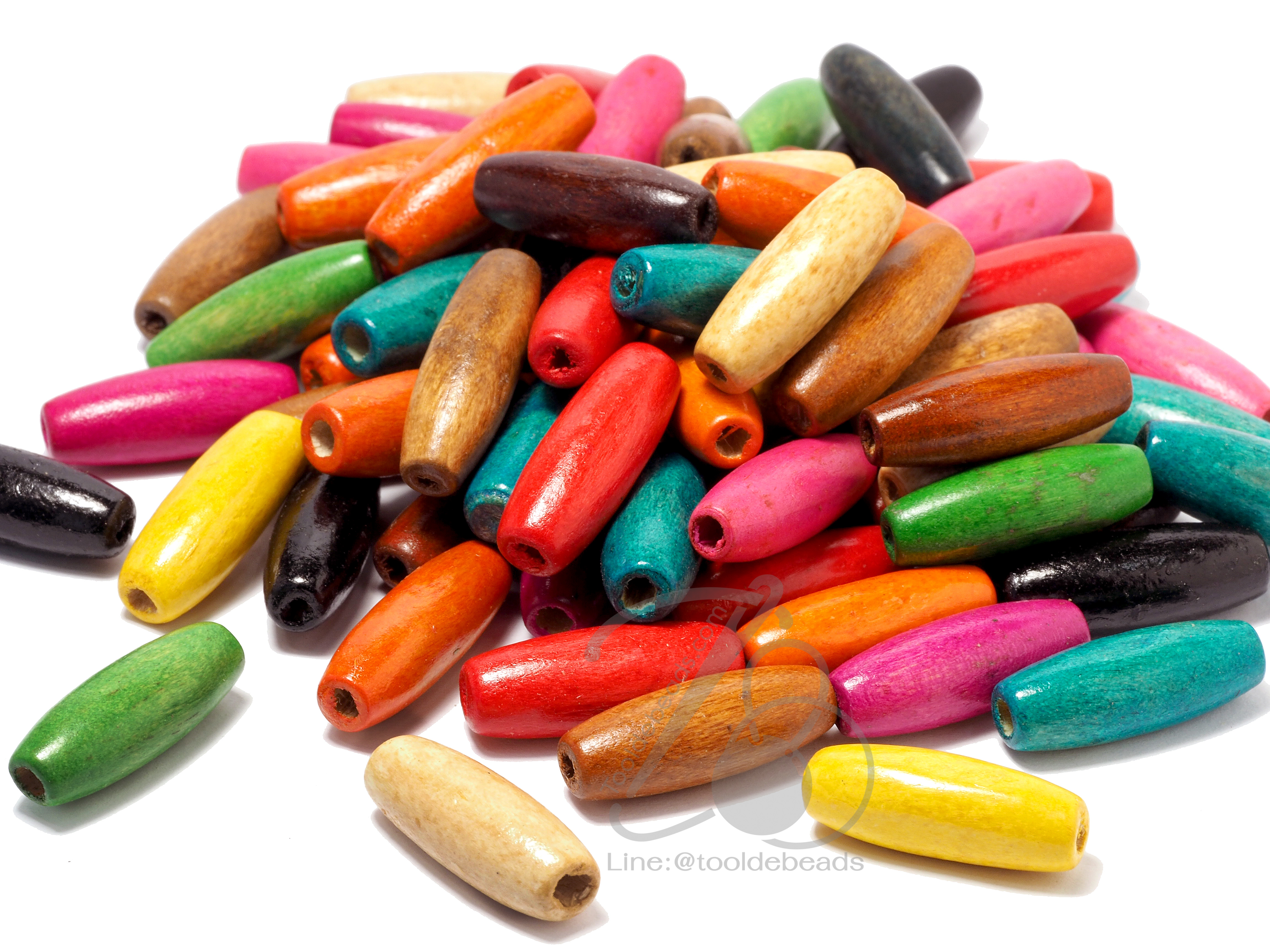 ลูกปัดไม้ 8*23มม. ทรงรี คละสี (100 กรัม) SKU-03738