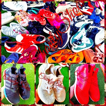 รองเท้าผ้าใบมือสอง by Chonlyshoes