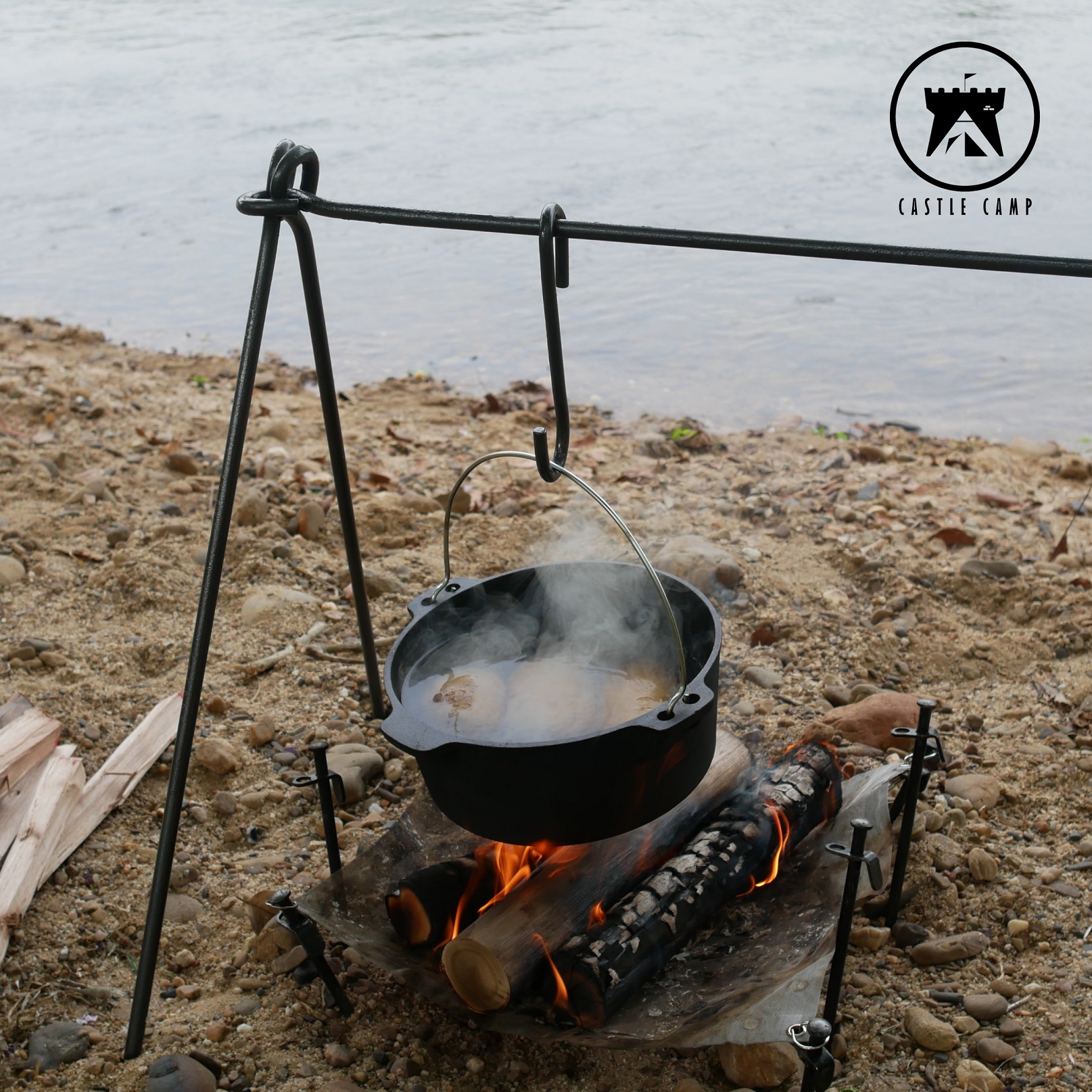 Cast Iron Dutch Oven (24.5x9cm.)