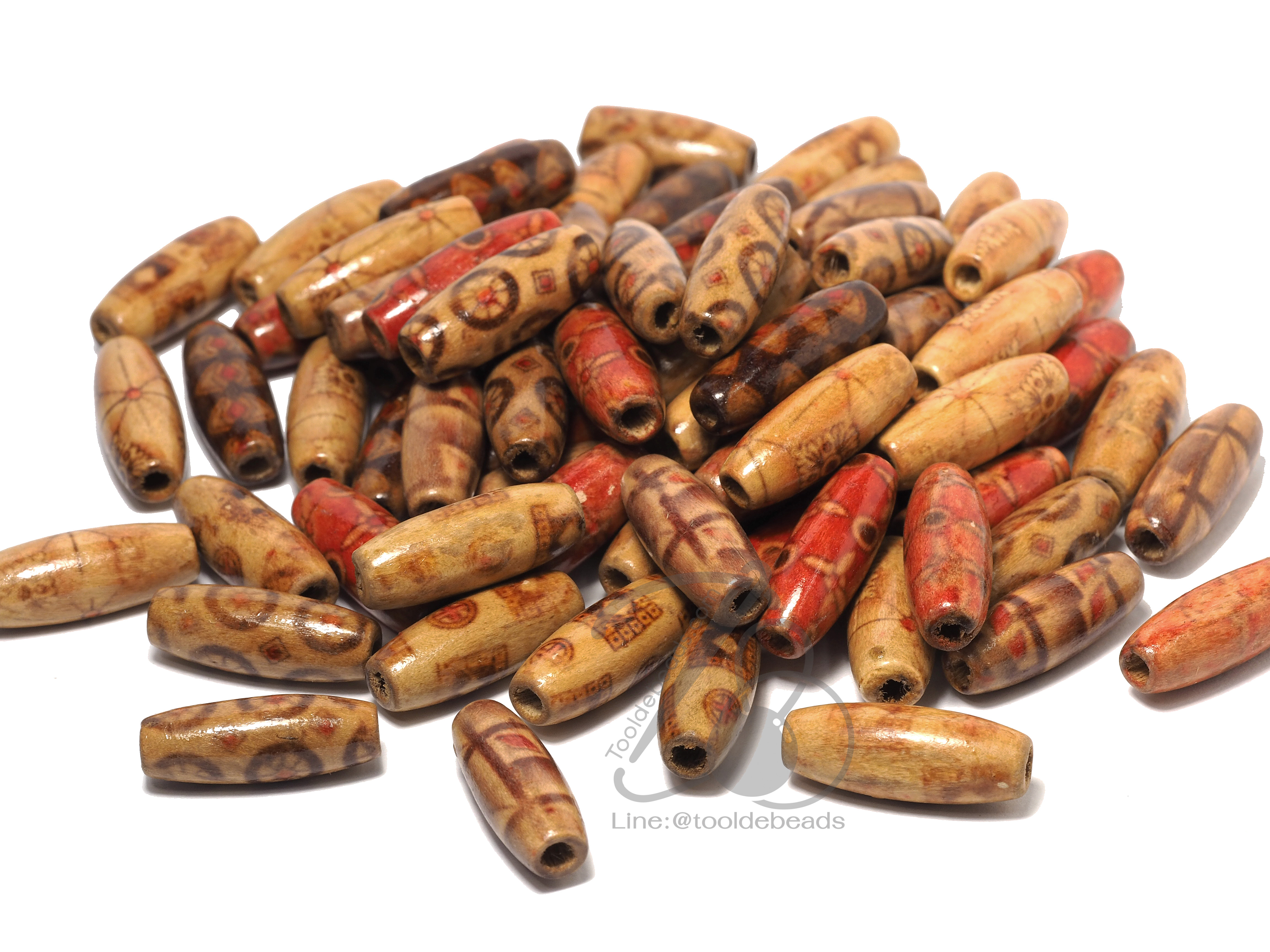 ลูกปัดไม้ 8*23มม. เพนท์ลาย ทรงรี 01 คละลาย (500 กรัม) SKU-03742